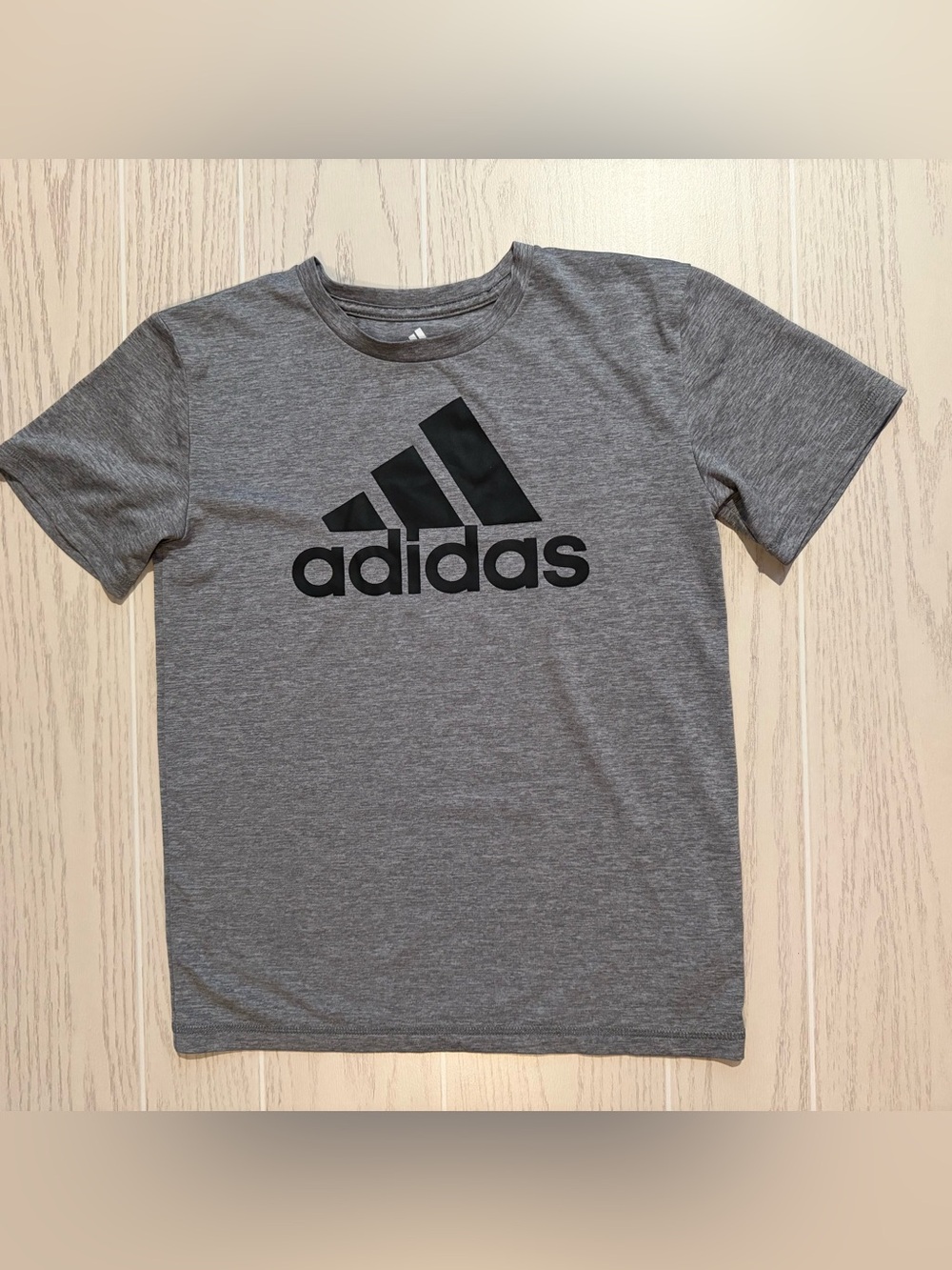 Adidas Boys M 10/12 Gray Athletic Performance Logo Short Sleeve T-Shirt